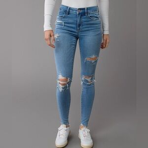 American Eagle Outfitters Light Blue Ripped Skinny Jeans LIKE NEW